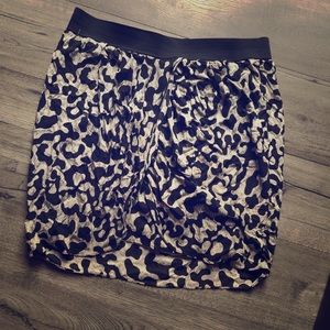 Size XXL: flowy skirt